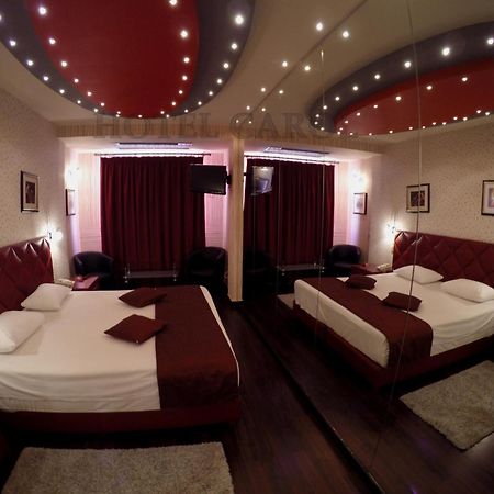 Carol Hotel Pireusz Kültér fotó