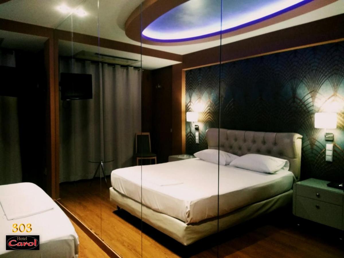 Carol Hotel Pireusz Kültér fotó
