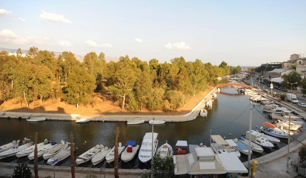Carol Hotel Pireusz Kültér fotó