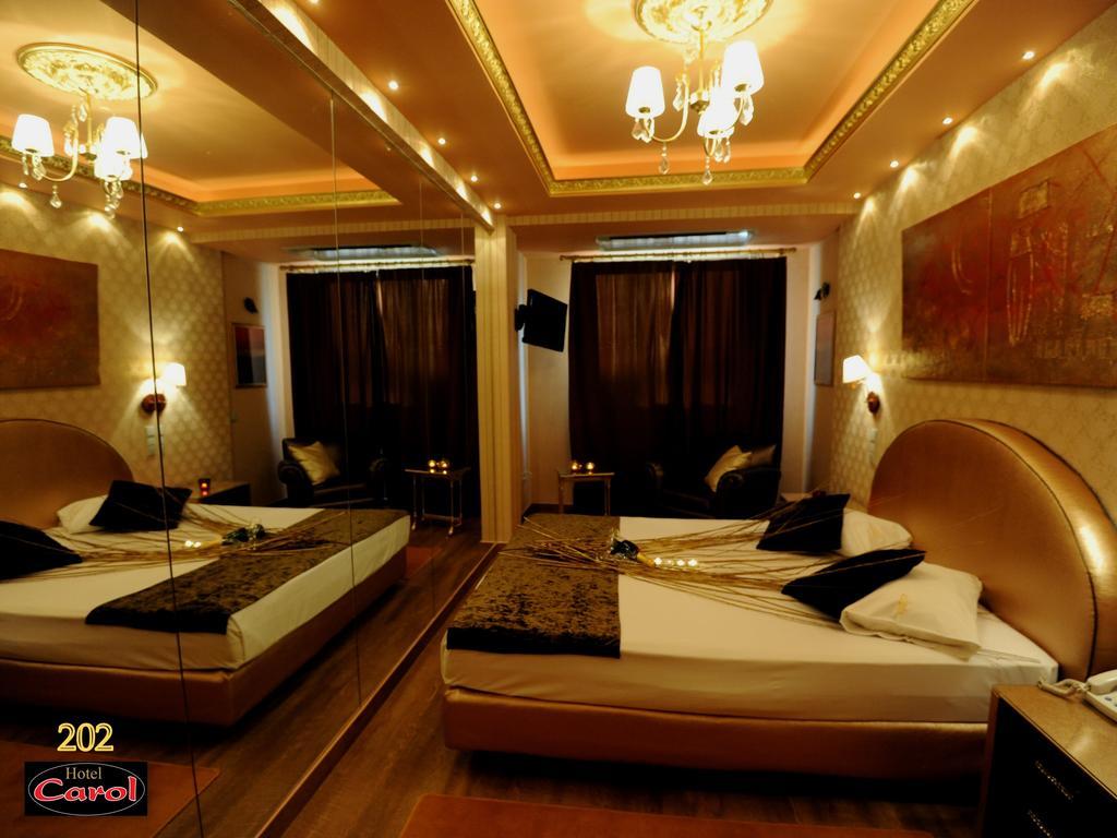 Carol Hotel Pireusz Kültér fotó